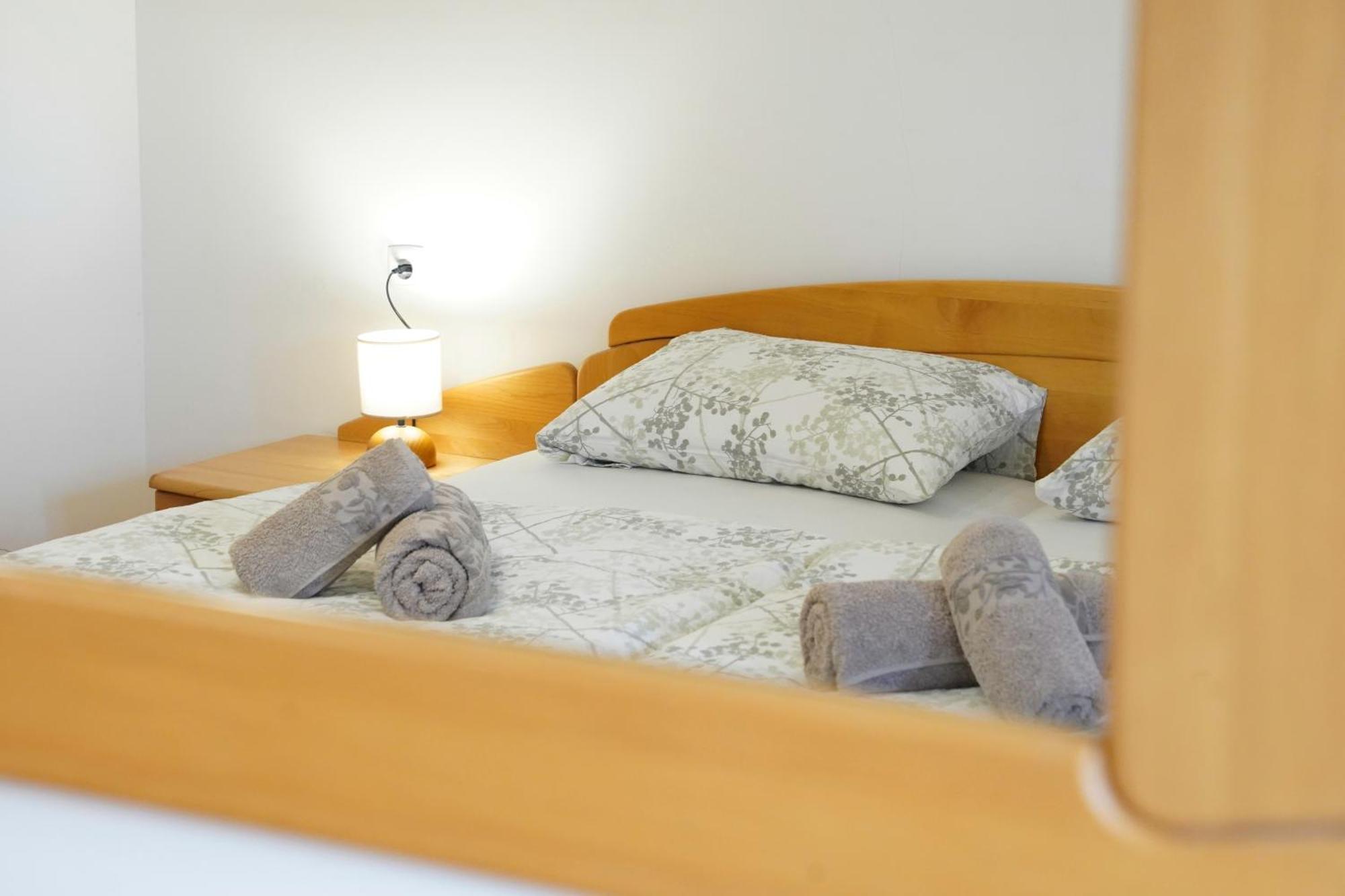 Apartments Pr' Pavleto Бохин Екстериор снимка